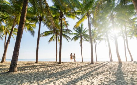 Explore India's Rich Heritage with Golden Triangle Holidays