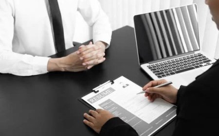 Create a Professional Online Resume for Free with Our Resume Builder