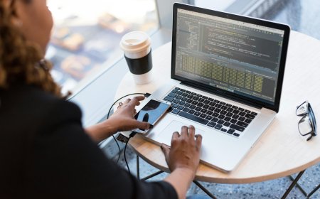 Why UK Businesses Are Collaborating with Los Angeles App Developers and USA-Based Social Media Marketing Experts