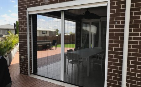 "Smart Solutions for Doors and Patios: Retractable Screens"