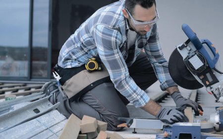 Expert Tips on Carpentry Service: From Small Repairs to Remodels