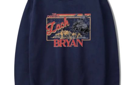 Wearing the Music: Why Zach Bryan Merch Strikes a Chord with Fans
