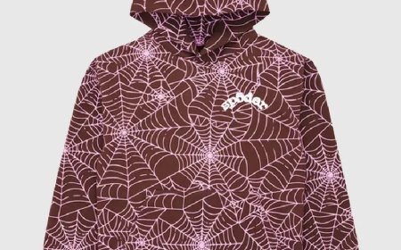 Spider Hoodie offers a bold statement in contemporary fashion.