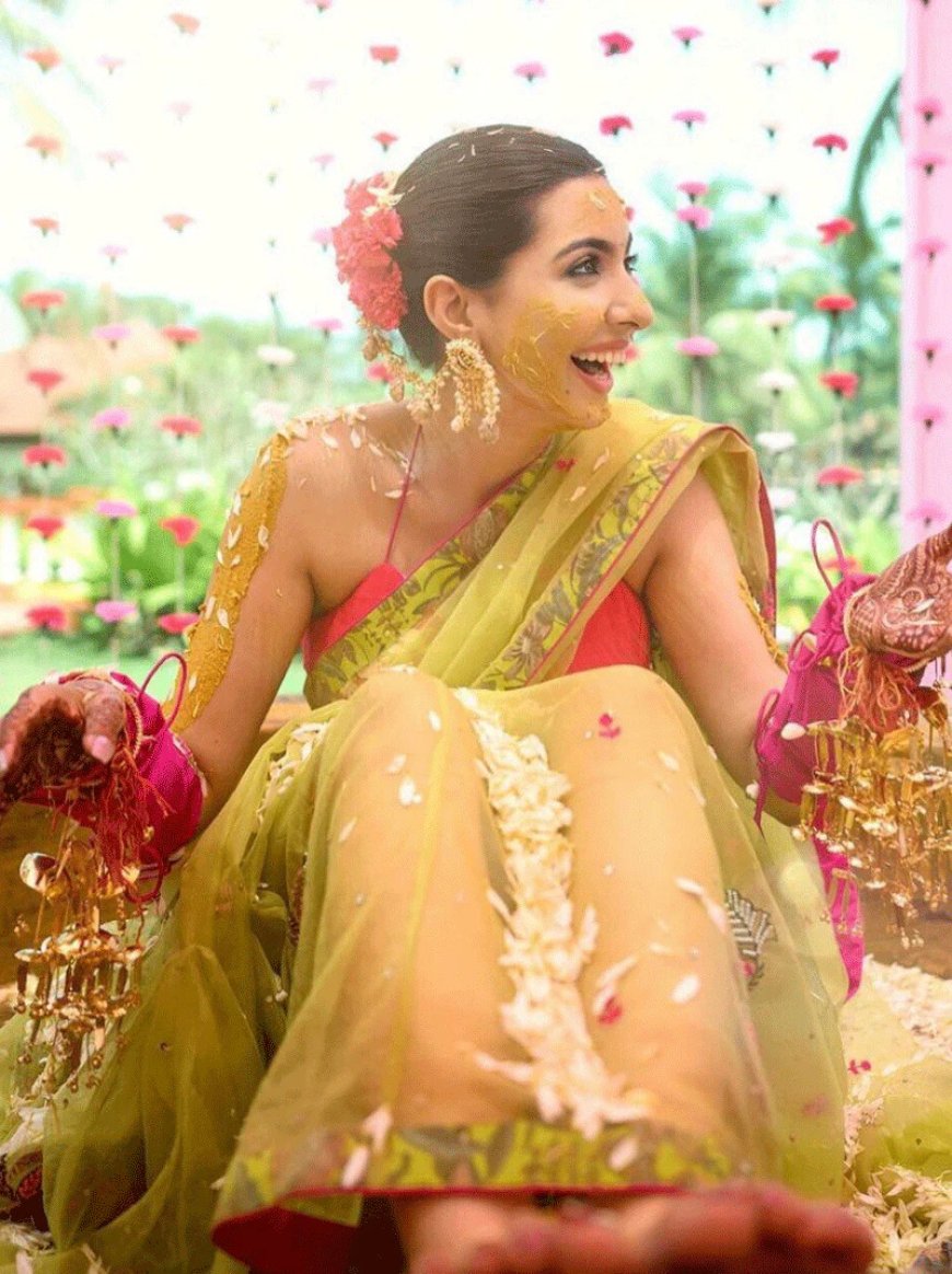 Shop Floral Mehndi Jewellery Online | VAIDAAN