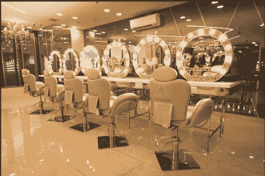 How to Find the Right Makeup Academy: A Parent’s Guide